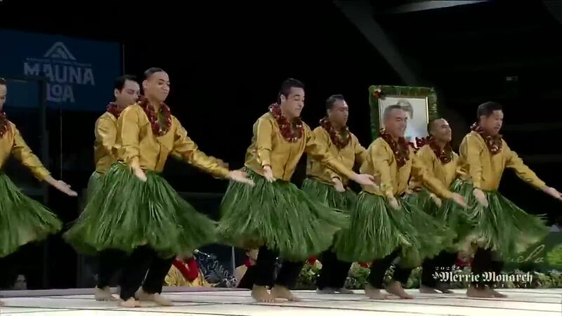 Hālau Nā Mamo O Puʻuanahulu - Kāne (2022 Hula ‘Auana)
