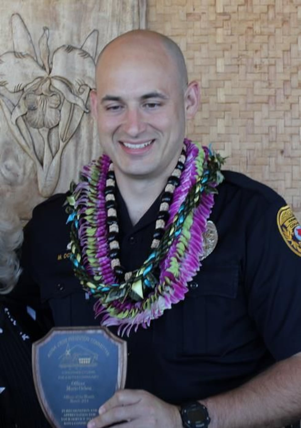 Officer Mario Ochoa receives 'Officer of the Month' award. Image Source: Mario Ochoa