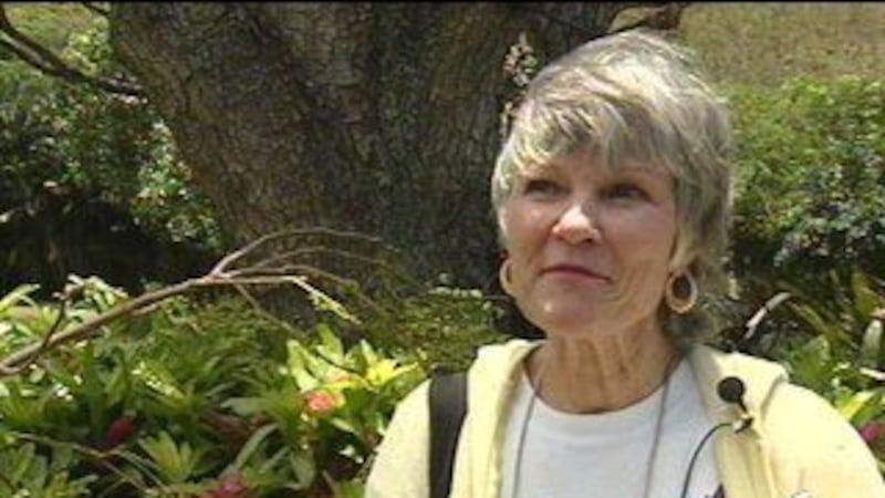 Lois Cain