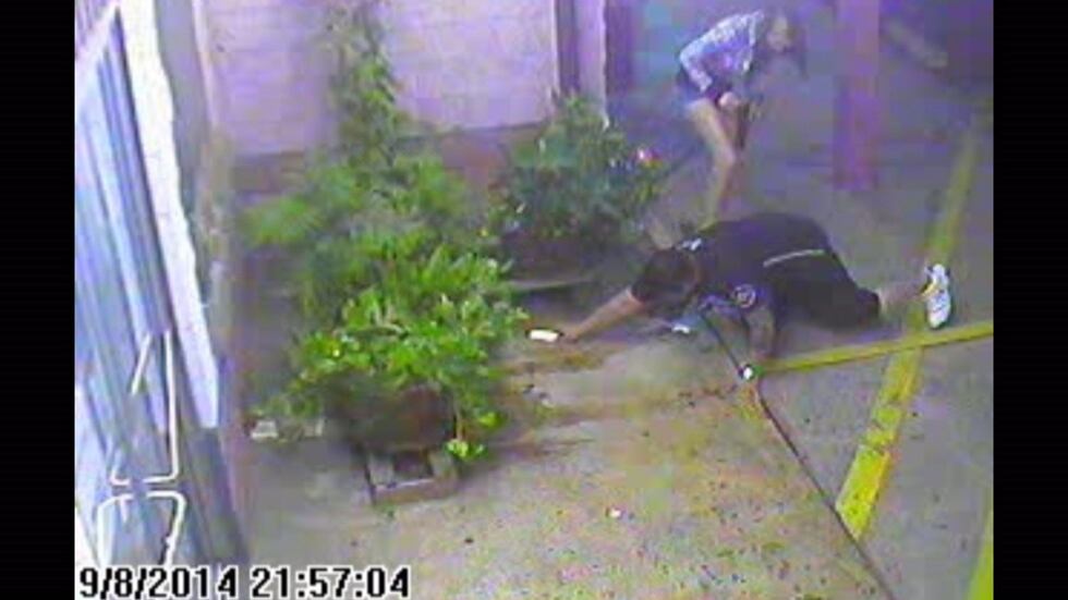 Fight between HPD Officer and Girlfriend