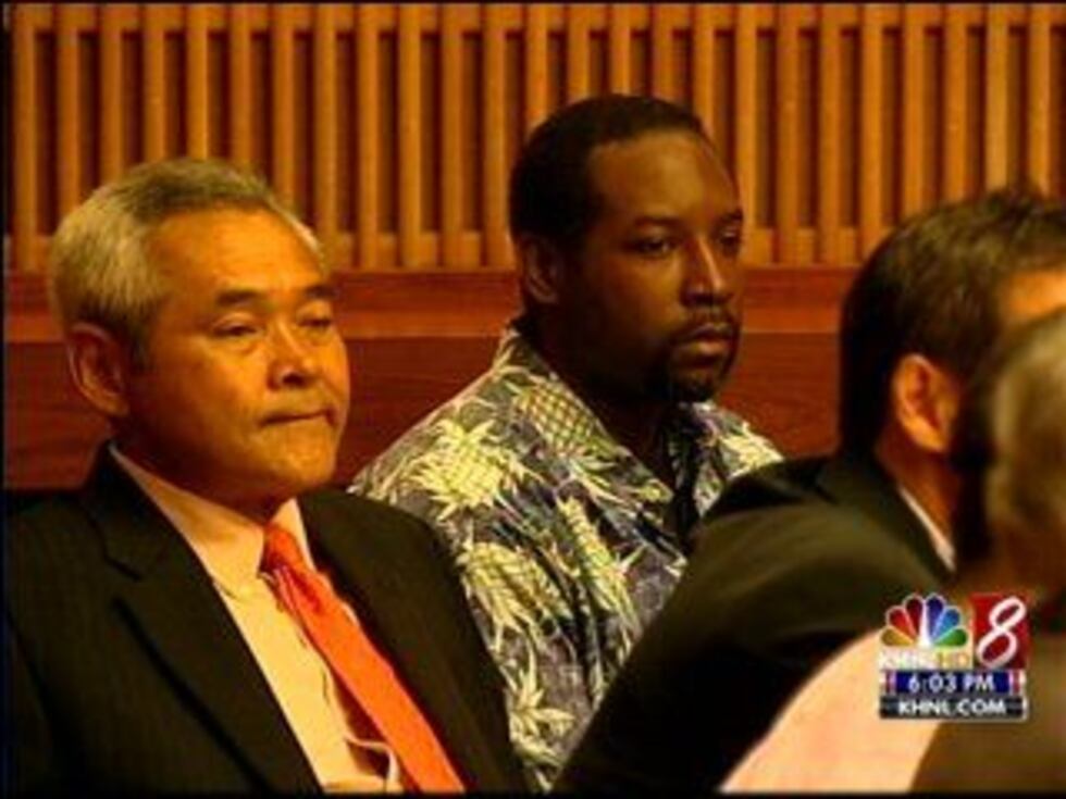 Melvin Right (center)