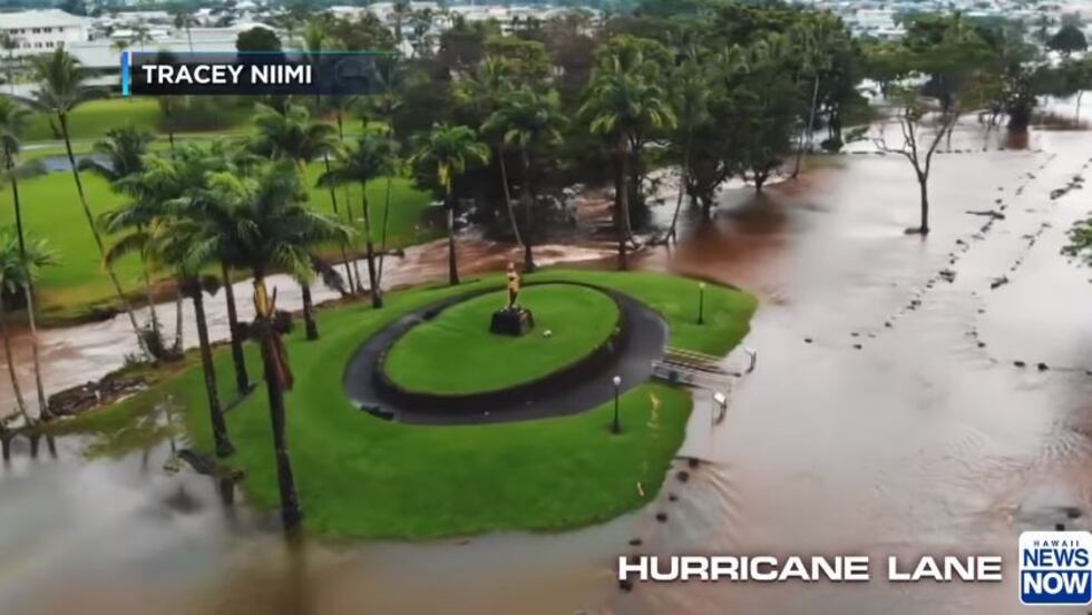 Hilo's Kamehameha Statue is an island of its own in flood waters. (Image: Traci Niimi)