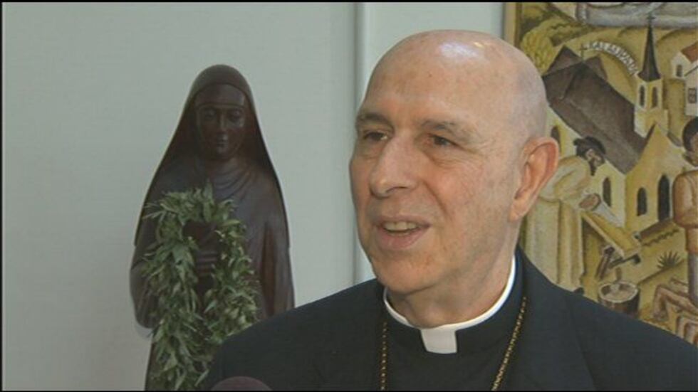 Honolulu Bishop Larry Silva
