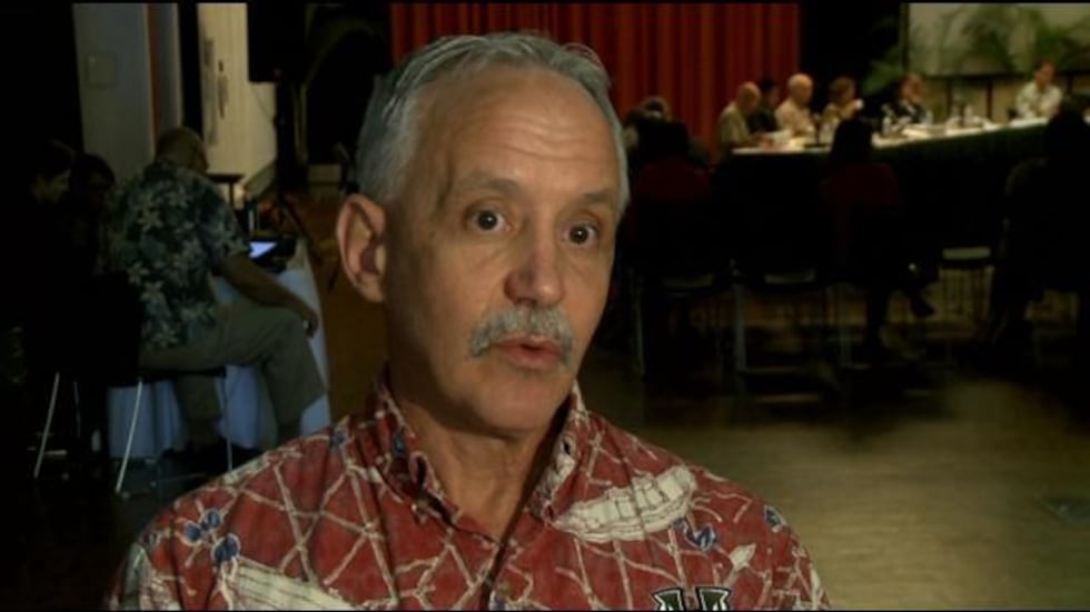 UH Chancellor Tom Apple