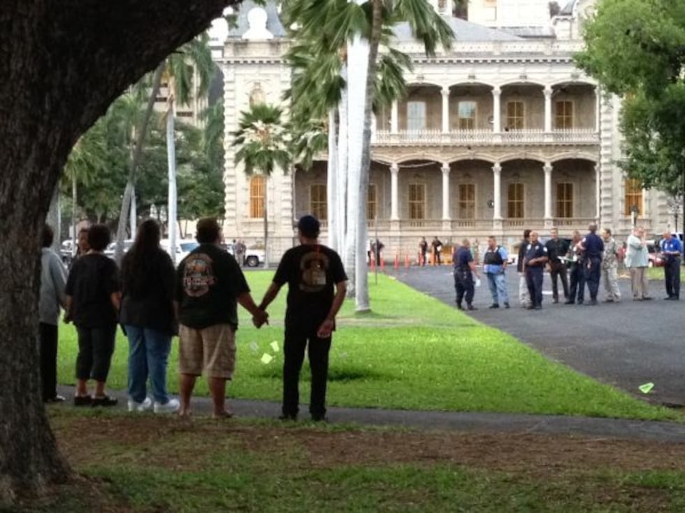 Members of the Hawaiian Kingdom Government occupy Iolani Palace grounds