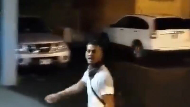 Several witnesses see this man beat two men and bash six cars.