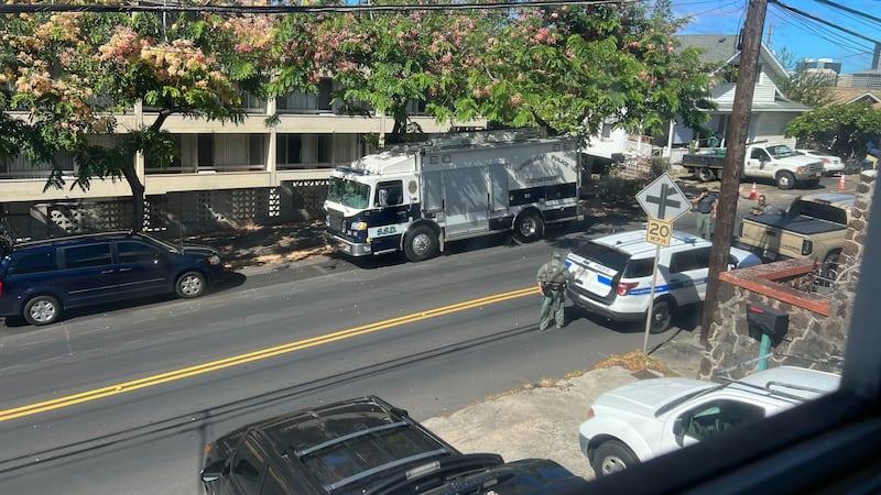 Honolulu police are responding to a barricade situation near Punchbowl.