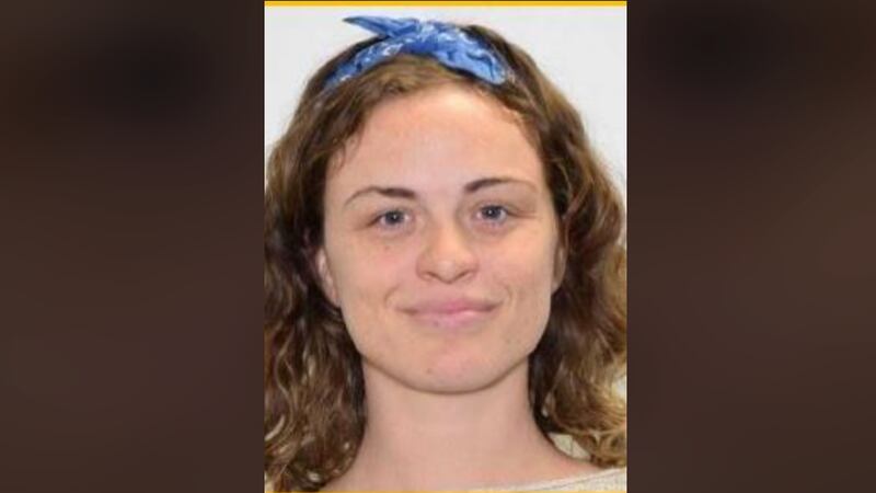 Ashley Ruth Degraaf, 31, is wanted by Maui police.